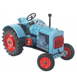 Traktor Wikov 25